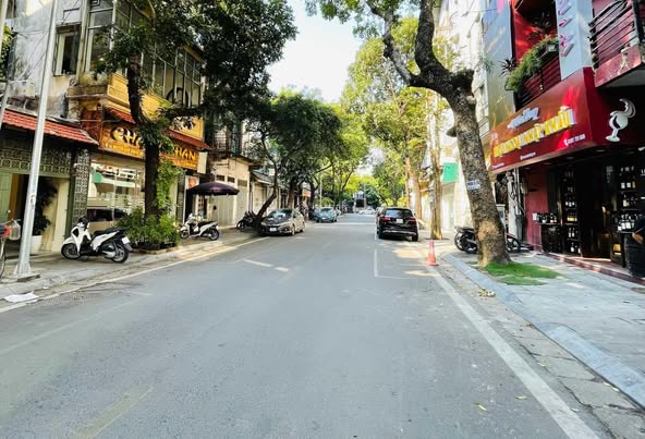 BÁN NHÀ PHỐ LỤA, VẠN PHÚC, HÀ ĐÔNG 60M2, 18 TỶ