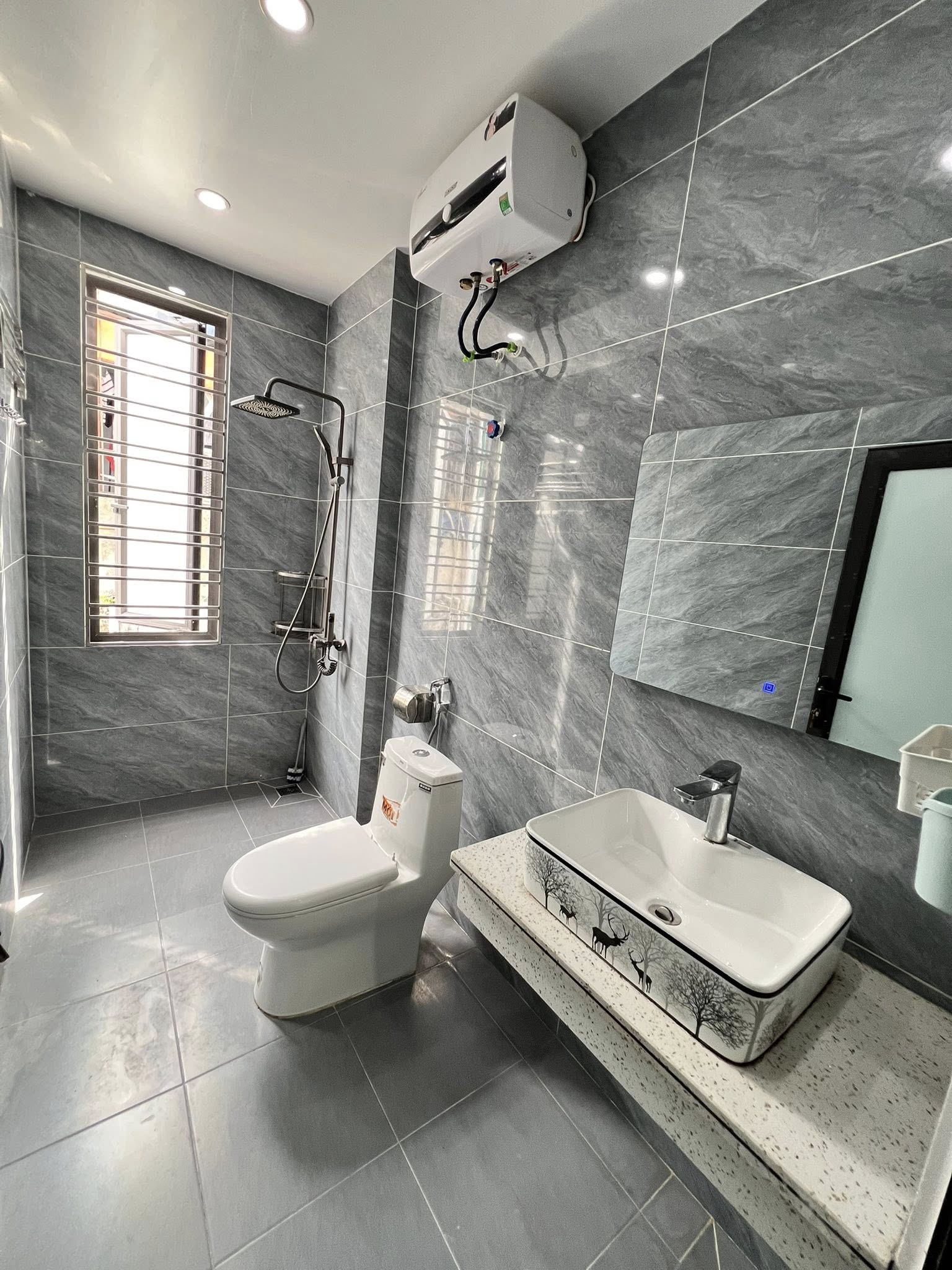 BÁNH NHÀ 3 TẦNG LÒ GỐM, QUẬN 6, 4PN 40M2 GIÁ 4 TỶ