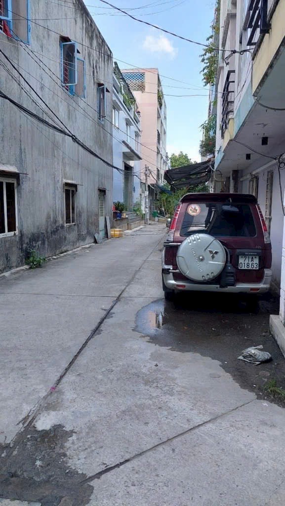 Bán nhà hẻm oto 4x16m, vuông đẹp,Gần khu dân cư