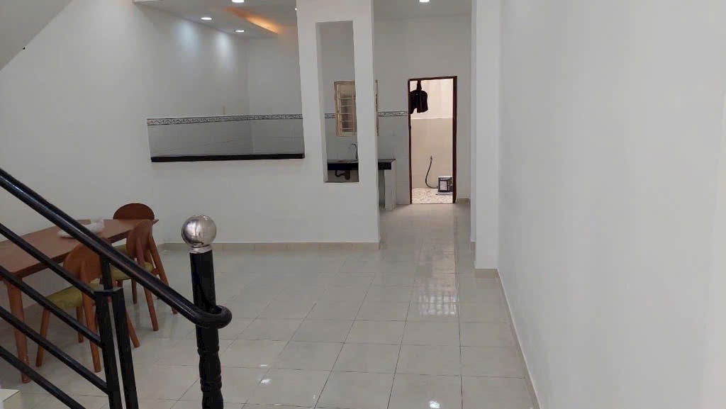 Bán nhà hẻm oto 4x16m, vuông đẹp,Gần khu dân cư