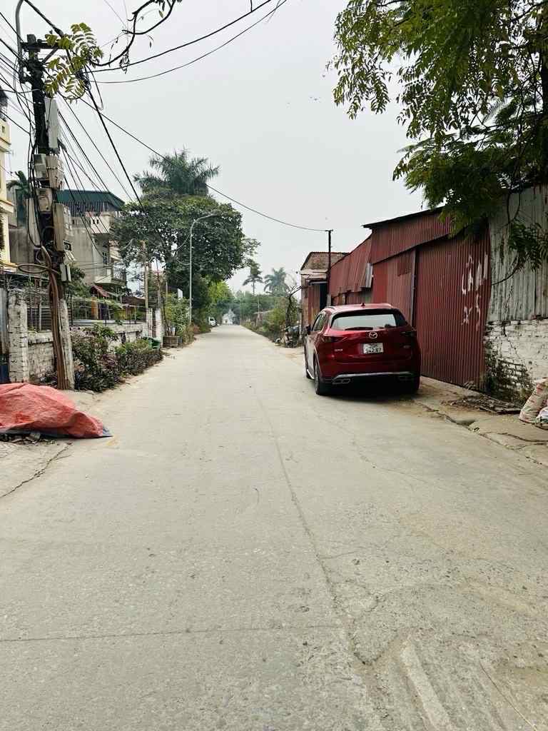 NHÀ ĐẸP KIM HOÀNG - LÔ GÓC - OTO NGỦ TRONG NHÀ - NGÕ TO - SÁT PHỐ