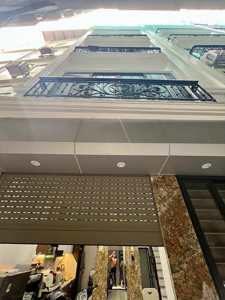 NHÀ ĐẸP DÂN XÂY - LÔ GÓC THOÁNG - 10M RA PHỐ - NHÀ TRƯỜNG CHINH NHỈNH 10 TỶ