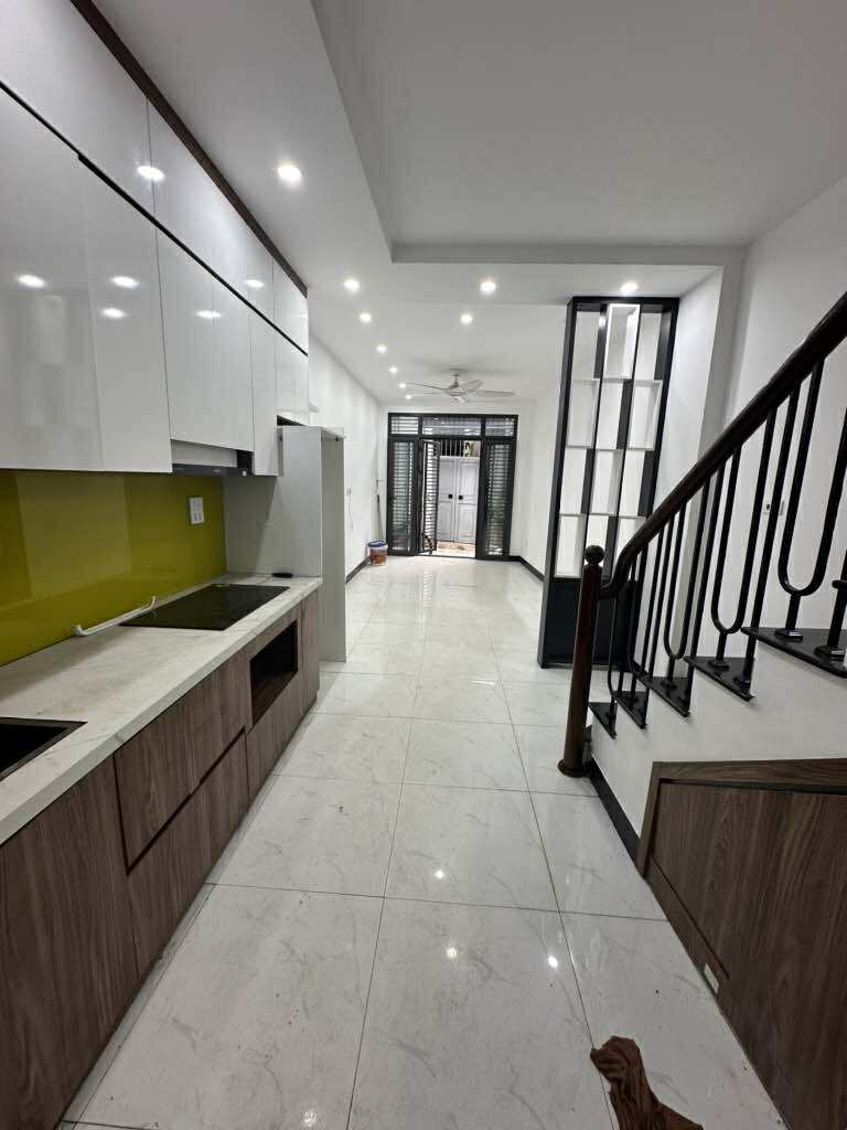 NHÀ ĐẸP KIM HOÀNG - HOÀI ĐỨC - LÔ GÓC THOÁNG - 50M OTO TRÁNH - DÂN XÂY 4 .7 TỶ
