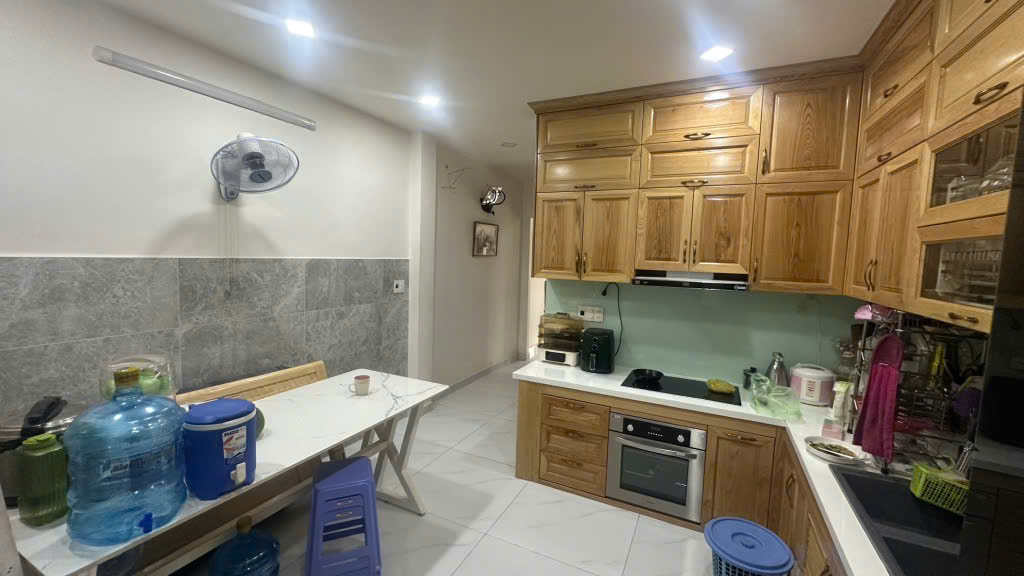 MẶT TIỀN KINH DOANH - NHÀ ĐẸP - FULL NỘI THẤT .  Dương Quảng Hàm 52m2 Giá 16 tỷ  Phường 6 Gò Vấp .