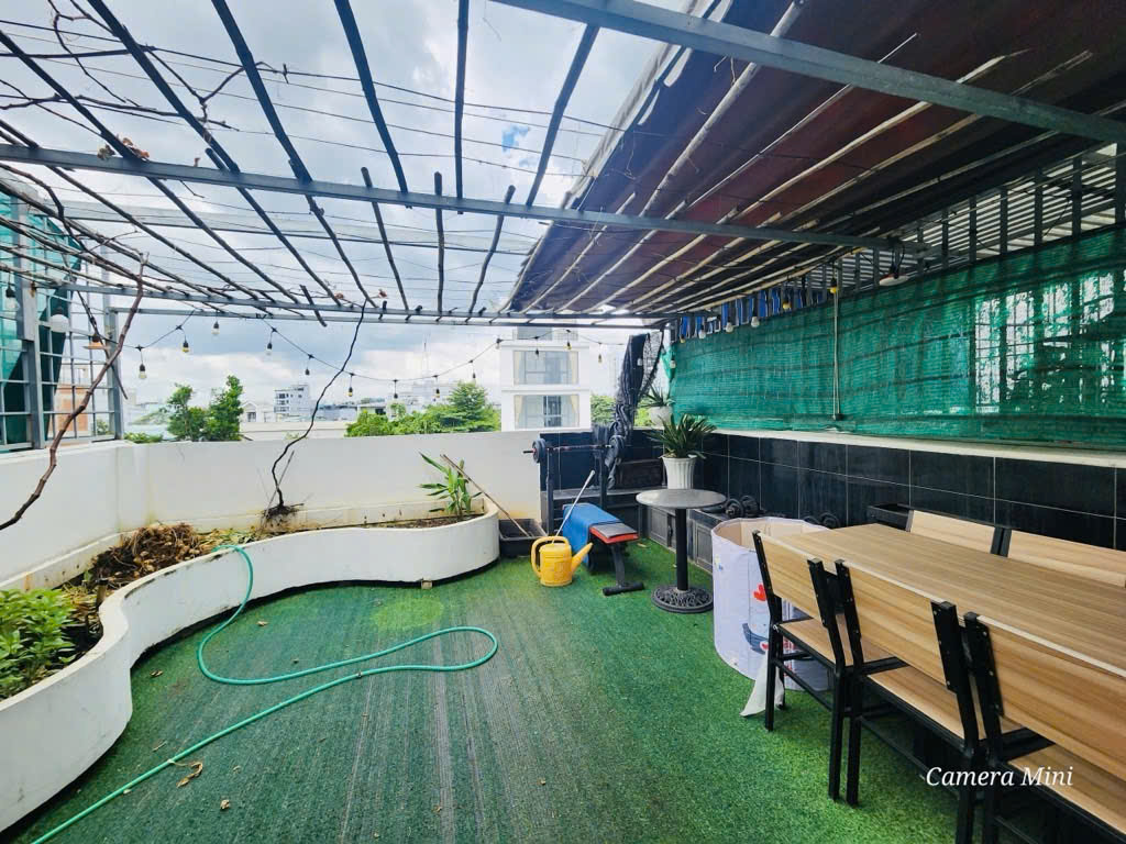 RẺ NHẤT ĐƯỜNG VƯỜN LÀI. NHÀ PHỐ NẰM TRONG KDC CAO CẤP, Ô TÔ NGỦ TRONG NHÀ, SỔ VUÔNG A4, HOÀN CÔNG ĐỦ, DỌN VÀO Ở NGAY Đường Đ2 KDC Vườn Lài 110m2 Giá 16.2 tỷ Phường An Phú Đông Quận 12 . ✅ Liên Hệ Mr Hải : 0919 34 68 52 .