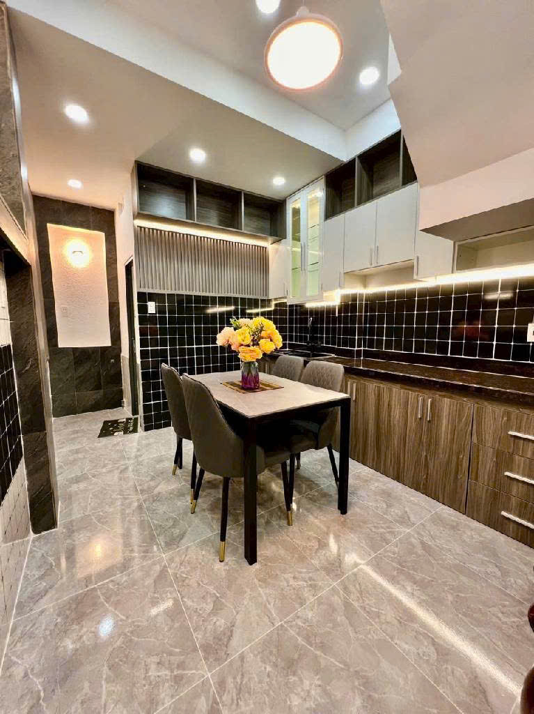 Khu phố 2 ( Vườn Lài ) 179m2,  ( 2 Lầu ) Giá 15 tỷ An Phú Đông Quận 12 . Liên Hệ Mr Hải : 0919 34 68 52