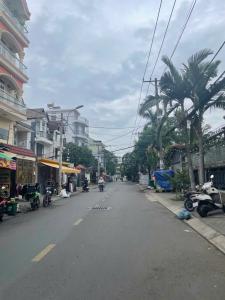 RẺ NHẤT ĐƯỜNG VƯỜN LÀI. NHÀ PHỐ NẰM TRONG KDC CAO CẤP, Ô TÔ NGỦ TRONG NHÀ, SỔ VUÔNG A4, HOÀN CÔNG ĐỦ, DỌN VÀO Ở NGAY Đường Đ2 KDC Vườn Lài 110m2 Giá 16.2 tỷ Phường An Phú Đông Quận 12 .