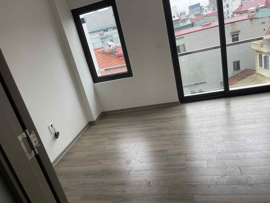BÁN NHÀ MỚI THẠCH BÀN – 6 TẦNG – Ô TÔ VÀO NHÀ – GIÁ 6.8 TỶ