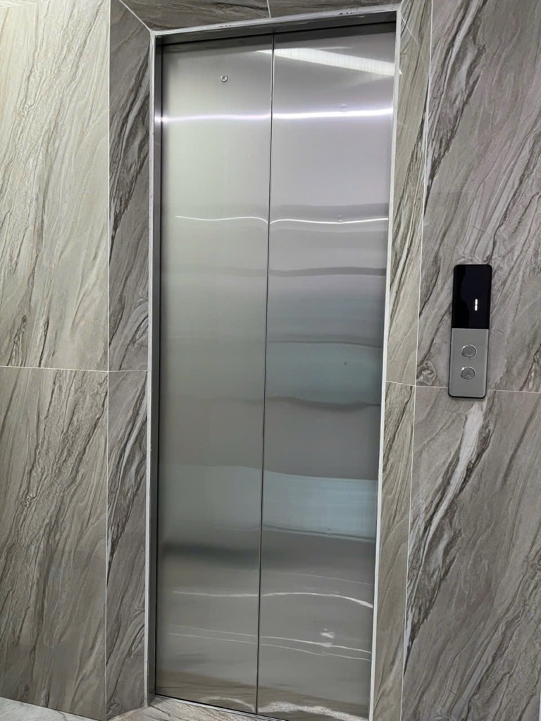 BÁN NHÀ THẠCH BÀN – 36M² – 6 TẦNG THANG MÁY – 8 TỶ
