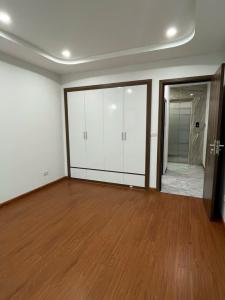 BÁN NHÀ THẠCH BÀN – 36M² – 6 TẦNG THANG MÁY – 8 TỶ