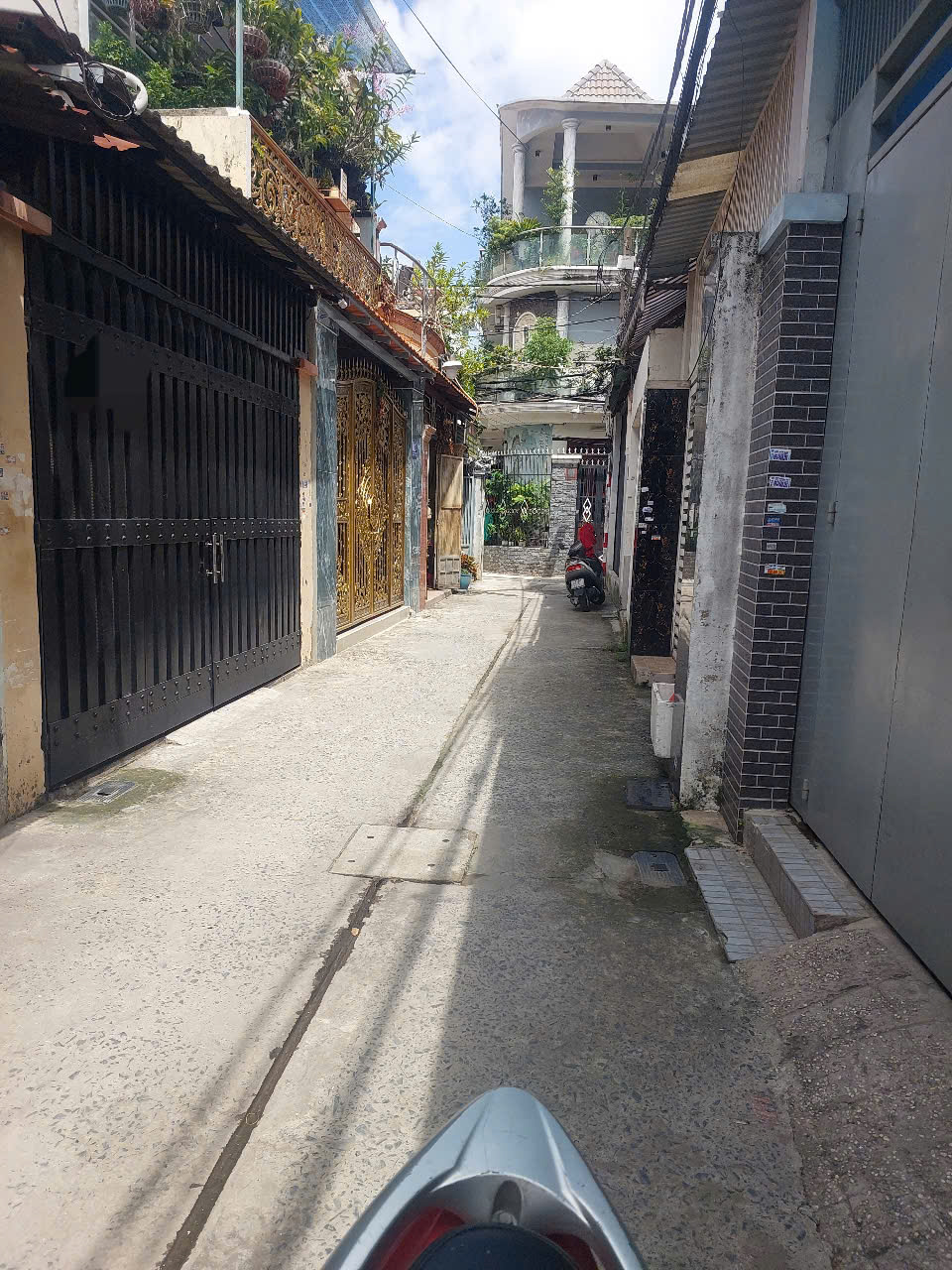 Bán nhà Q Tân Phú, 2 tầng, Đường Lương Thế Vinh, diện tích 60m2, giá 5,x tỷ