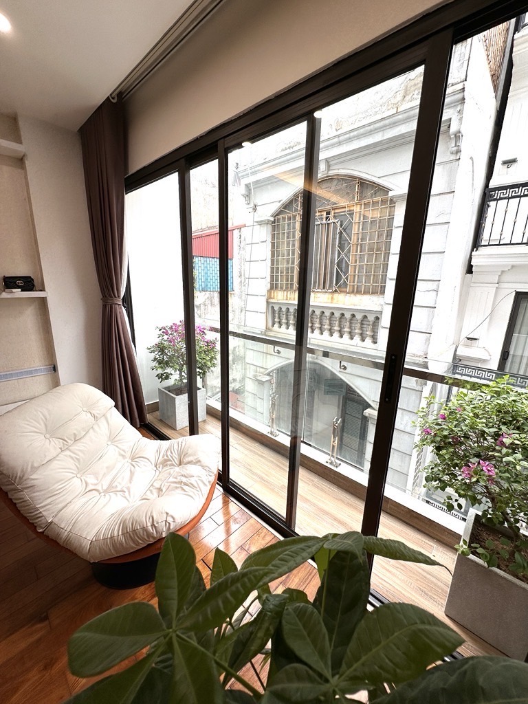 Làm ăn lỗ bán gấp nhà mặt tiền Hoàng Mai HN