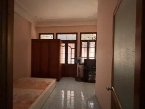 Nhà Dân Xây 4 tầng Chắc Chắn, Sổ Đỏ Cất két sẵn sàng giao dịch, giá 3.8 tỷ.