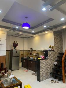 NHÀ QUẬN 4 GIÁ NHỈNH 3 TỶ - VÀO Ở LIỀN