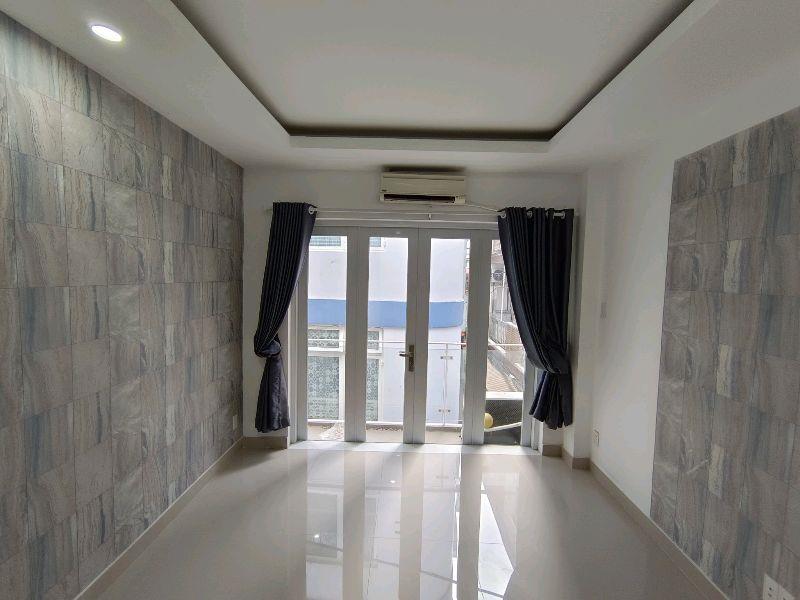 HẺM THÔNG - TAXI 4 CHỖ ĐỖ CỬA, 20M RA MẶT TIỀN LÝ THÁI TỔ - 36M2-6.2 TỶ