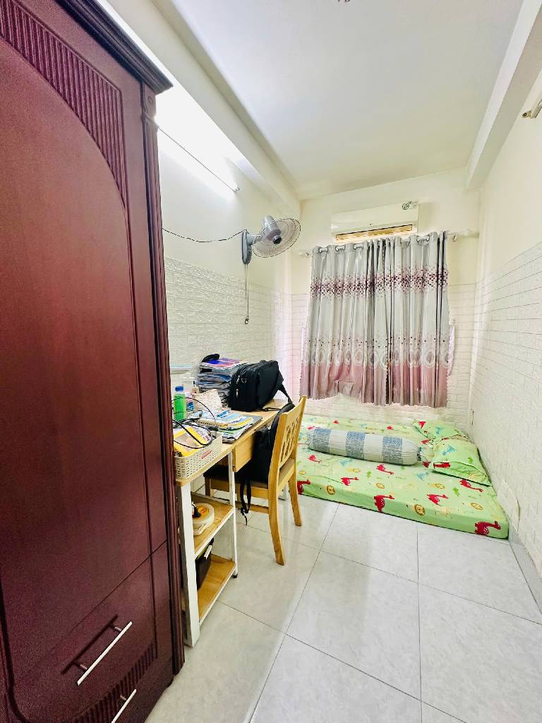 BÁN GẤP NHÀ NGUYỄN NGỌC LỘC P.14, Q.10 - DT 20M² - 4 LẦU - CHỈ NHỈNH 4.3 T.Ỷ