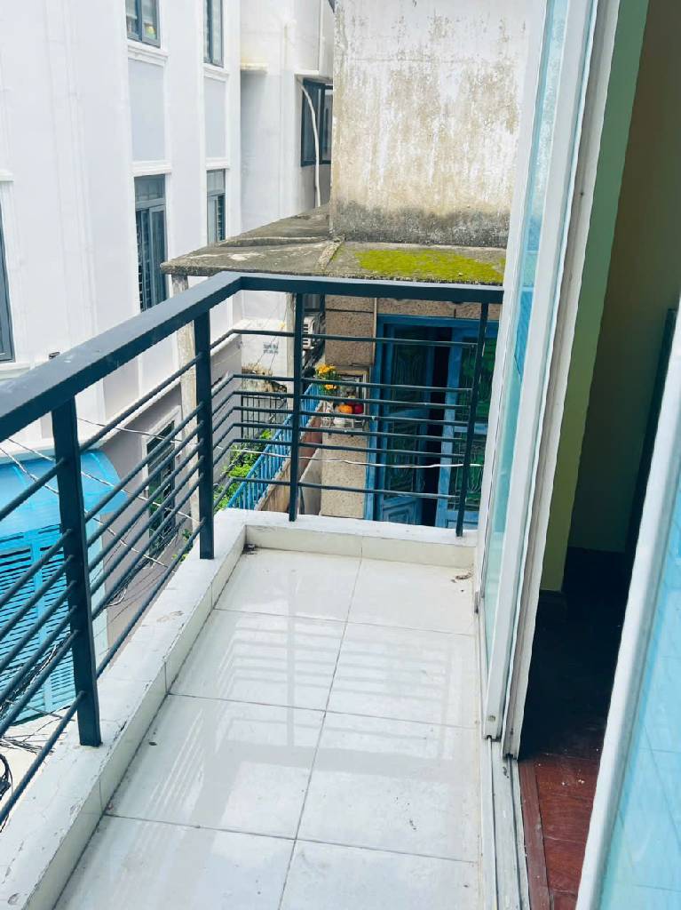 BÁN GẤP NHÀ NGUYỄN TIỂU LA, P.8 Q.10 - DT 38M² VUÔNG VỨC - 3 LẦU BTCT - CHỈ 5.55 T.Ỷ TL