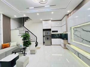 Nhà lô góc cực đẹp