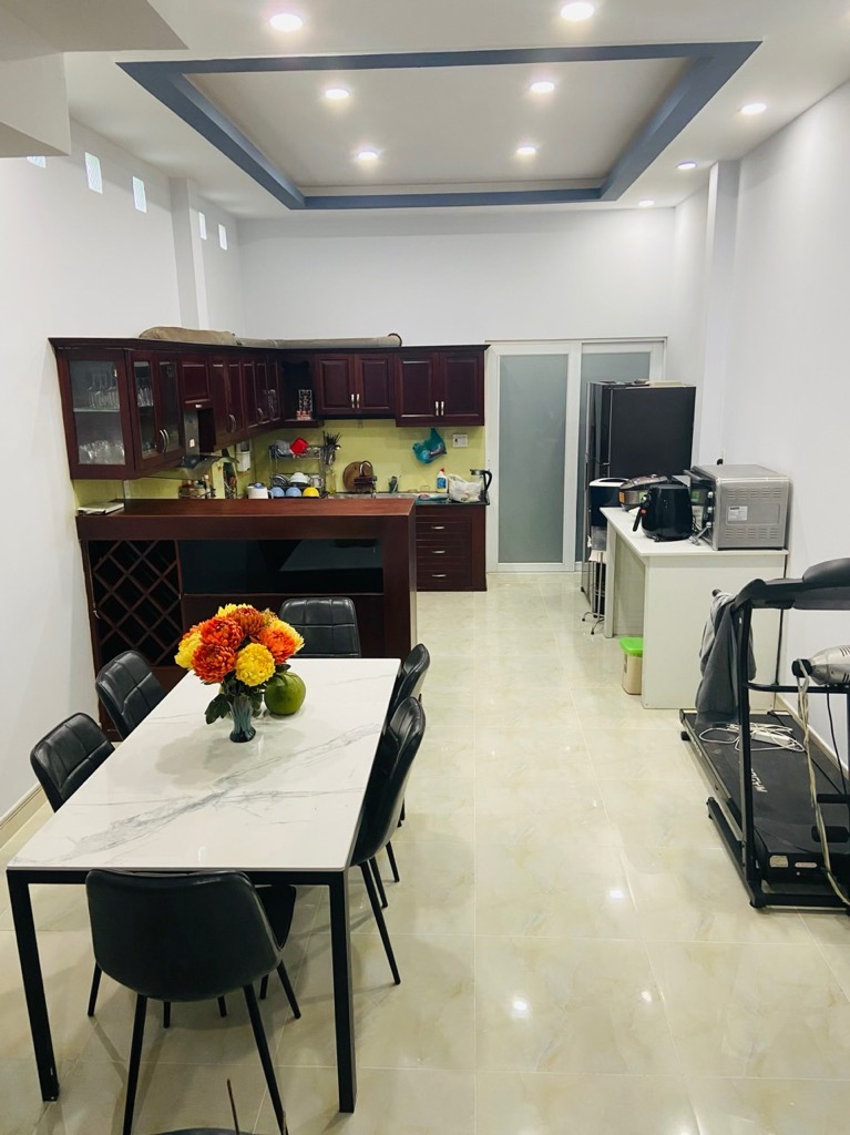 NHÀ MẶT TIỀN, VỪA Ở, CHO THUÊ, KINH DOANH, NƠI SẦM UẤT NHỘN NHỊP NGAY TRUNG MỸ TÂY 03, Q12