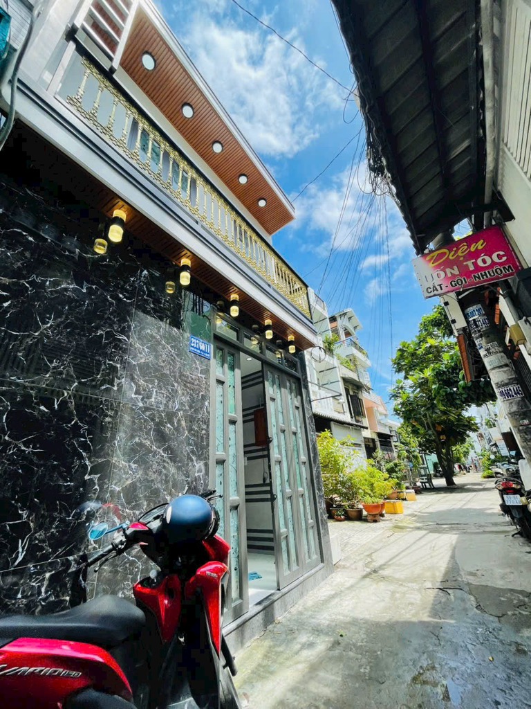BÁN NHÀ HẺM XE HƠI PHẠM VĂN CHIÊU, 4 X 5, GIÁ HƠN 2 TỶ
