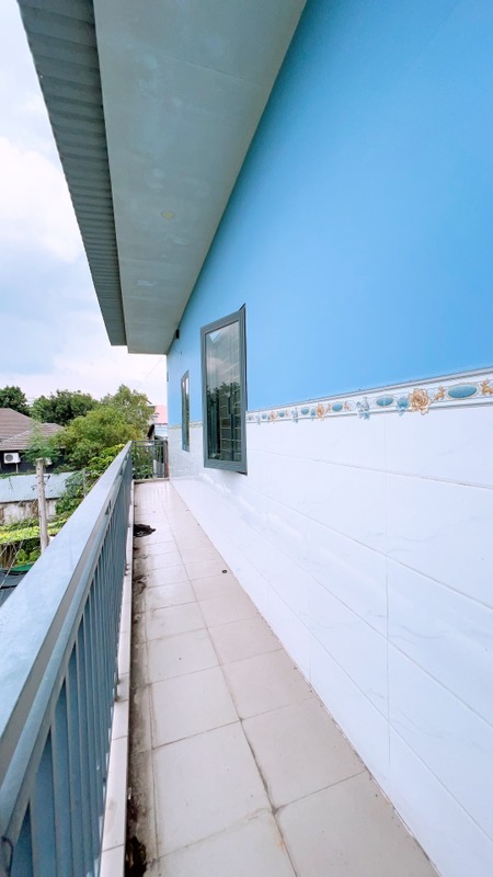 Bán nhà 2 tầng 100m2 tăng Nhơn Phú b q9