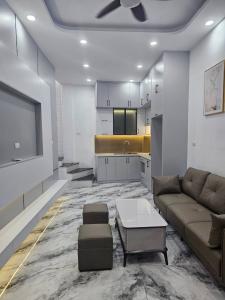 Bán Nhà khu Lê Đại Hành, gần đại học Bách Khoa- Kinh tế- Xây dựng- bệnh viện Bạch Mai, 4 tầng, 32m2, giá chào 6 tỷ 5