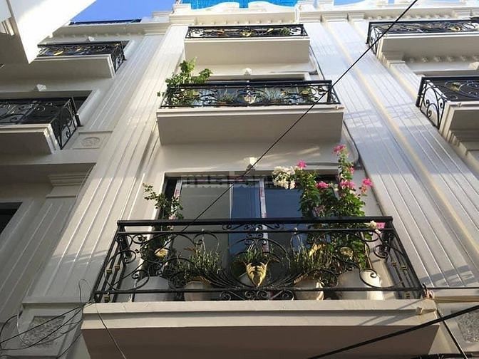 Bán nhà Phùng Khoang, nhà mới, 40m², 4.8 tỷ.