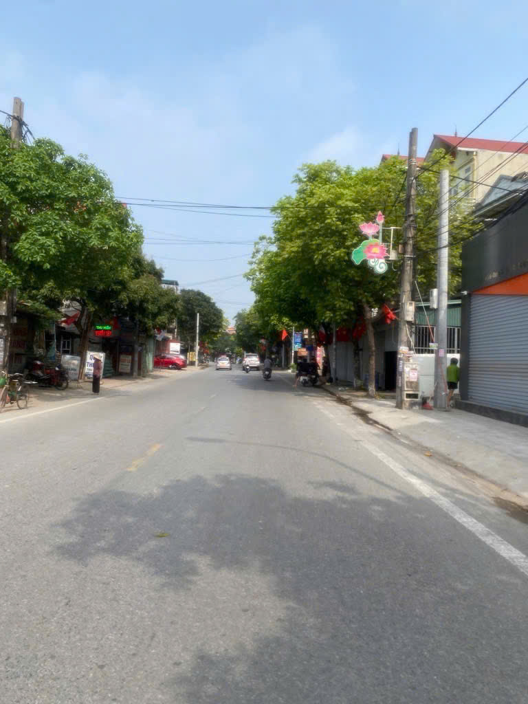 Bán 60m2 đất lô góc tại khu dịch vụ xã Quang Minh Tp Hà Nội, giá 4.8 tỷ
