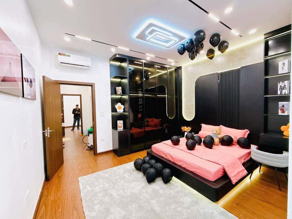 Bán nhà khu vực Hai Bà Trưng, siêu phẩm luxury 60m2 x 4 tầng, mặt tiền 4.3m, giá chỉ 10 tỷ