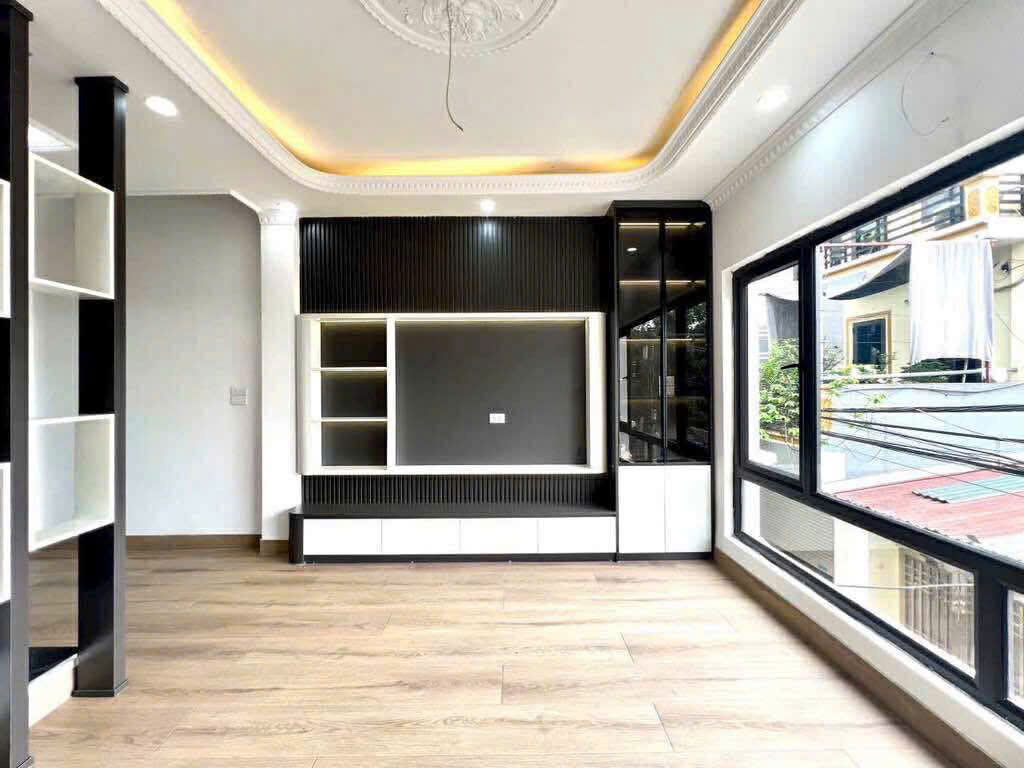 Siêu phẩm nhà 5 tầng Ngọc Hồi-Gara oto_Kinh doanh