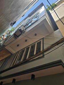 BÁN NHÀ 4 TẦNG PHỐ HÀO NAM, Ô TÔ CÁCH 50M, VỊ TRÍ CỰC ĐẸP, CHỈ NHỈNH 6 TỶ