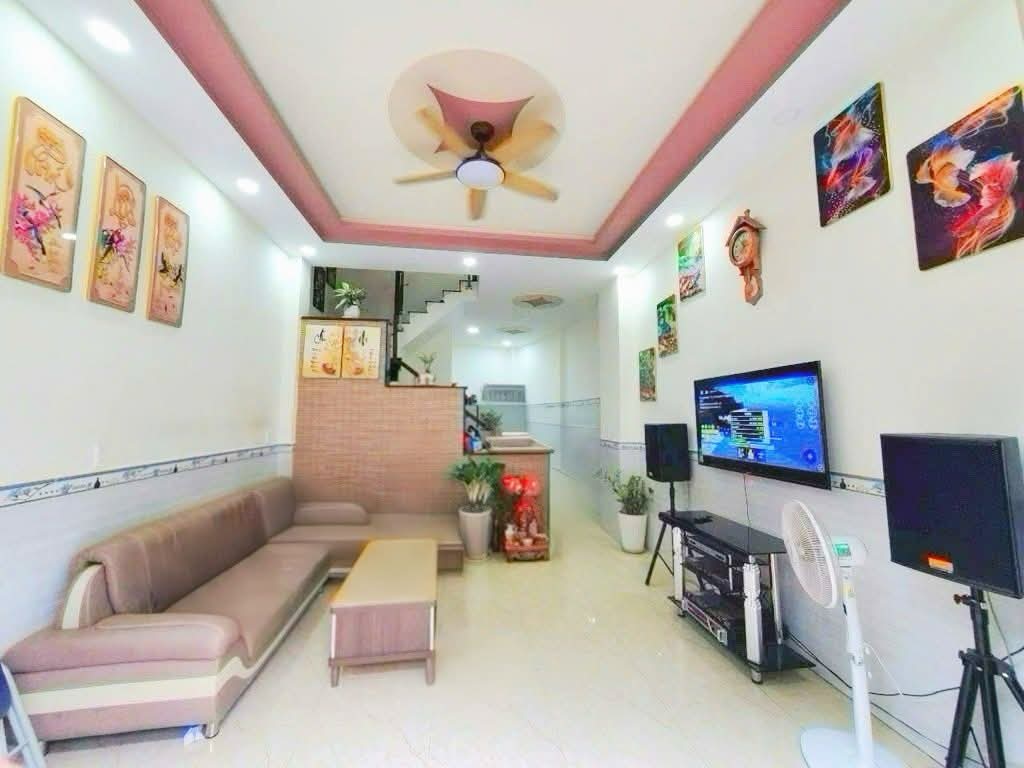 HIẾM - HXH ĐƯỜNG 16, LINH CHIỂU, THỦ ĐỨC, 4.3 x 12M, 3 TẦNG BTCT, VUÔNG VỨC, CHỈ 6.1 tỷ