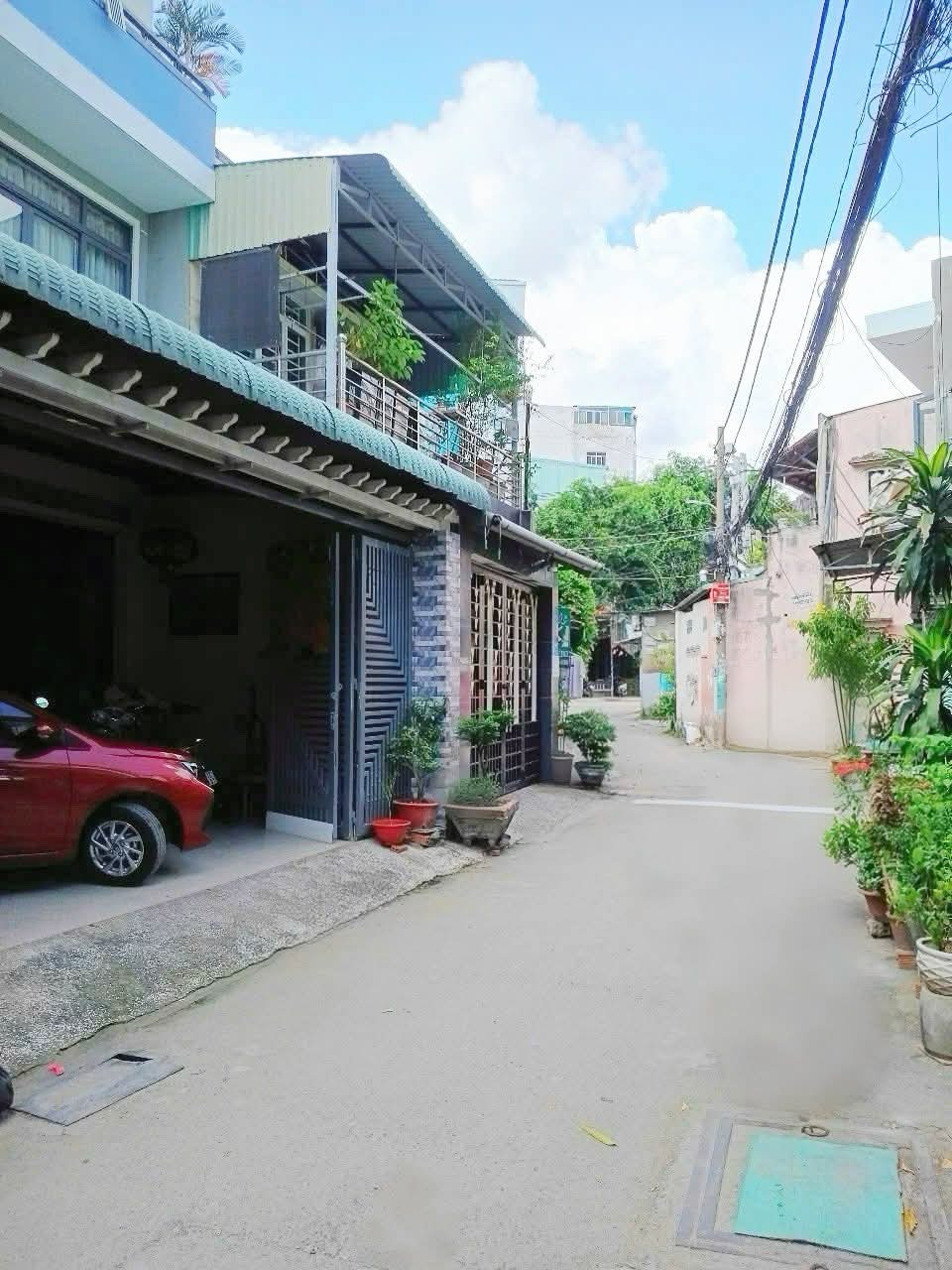 HIẾM - HXH ĐƯỜNG 16, LINH CHIỂU, THỦ ĐỨC, 4.3 x 12M, 3 TẦNG BTCT, VUÔNG VỨC, CHỈ 6.1 tỷ