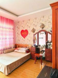 NHÀ ĐẸP HXH - ÔTÔ NGỦ TRONG NHÀ, LINH ĐÔNG, THỦ ĐỨC, 4.1 x 16 VUÔNG VỨC, 4TẦNG BTCT, CHỈ