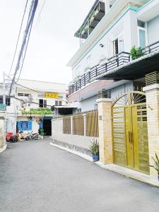 CHỦ KẸT TIỀN - NHÀ SIÊU ĐẸP 3 TẦNG BTCT - TRUNG TÂM LINH CHIỂU, THỦ ĐỨC GIÁ CHỈ 7.5 TỶ