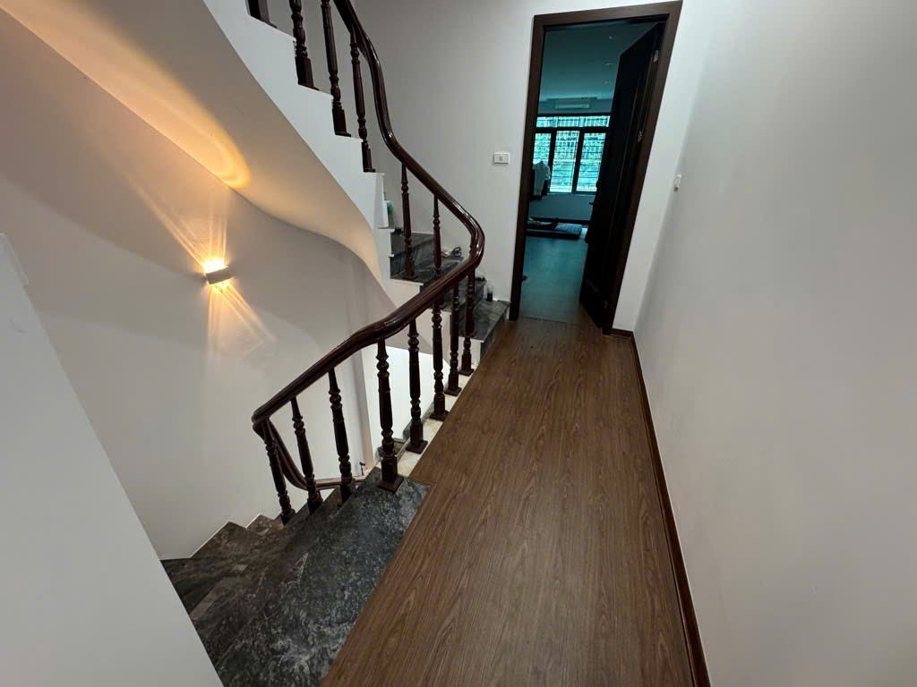 Bán Nhà Phố Vũ Tông Phan, Phân lô ô tô, Lô góc, Full Nội Thất Xịn xò, DT 51m2 Giá chỉ 11,5 tỷ