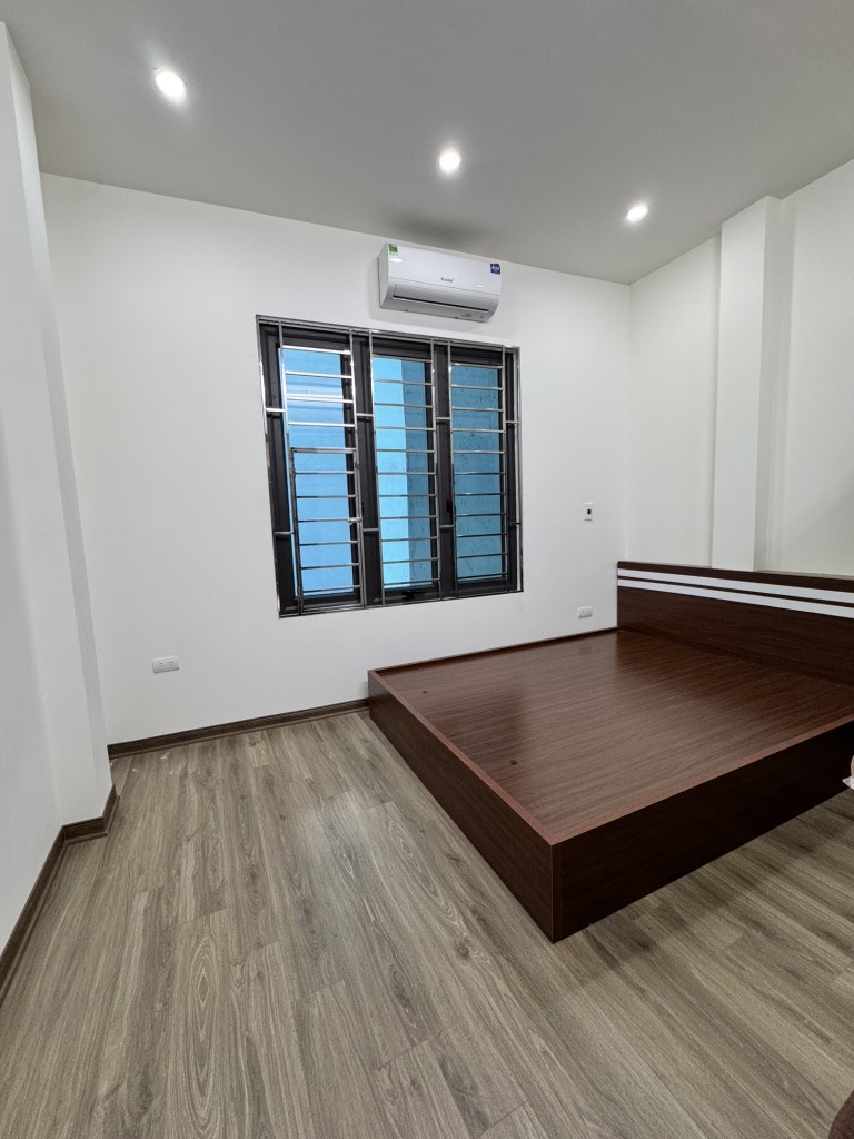 Bán nhà Đại Mỗ,lô góc, giá đẹp, 37m2, 6,x tỷ