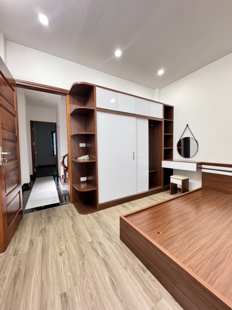 Bán nhà Mễ Trì, lô góc, mới xây, 45m2, 7tỷ