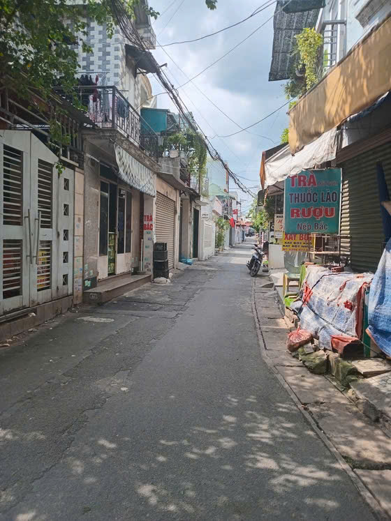 SIÊU PHẨM