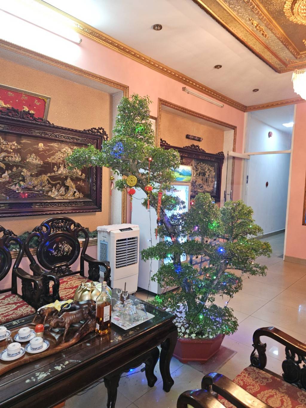 Bán Khách sạn 6 tầng - MTKD - Hà Huy Giáp - ngay chân cầu vượt - thang máy - pccc - 140m2