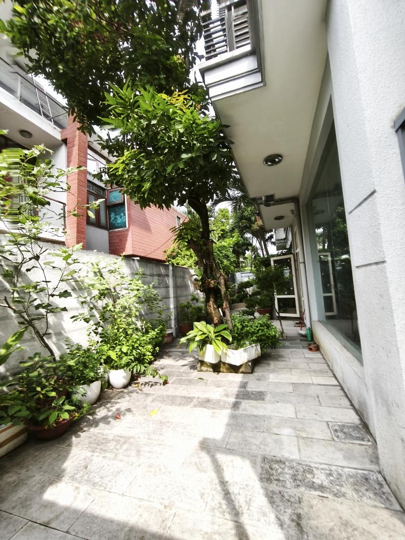 Bán biệt 4 tầng - KDC Phú Nhuận - Lê Thị Riêng - 240m2 - sát biệt thự Mallisa