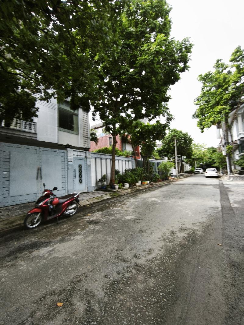 Bán biệt 4 tầng - KDC Phú Nhuận - Lê Thị Riêng - 240m2 - sát biệt thự Mallisa