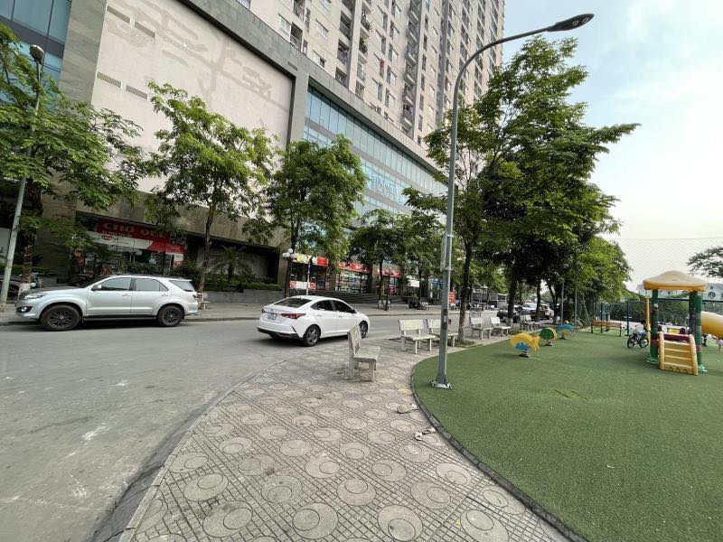 Cần bán shophouse dự án Gemek Tower, Lê Trọng Tấn