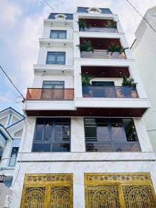 Q12-HẺM NHƯ MẶT TIỀN ĐƯỜNG NHỰA 8M - 6 TẦNG - 91M2 - XE HƠI NGỦ TRONG NHÀ - NGANG 6.8M X 14.1M -