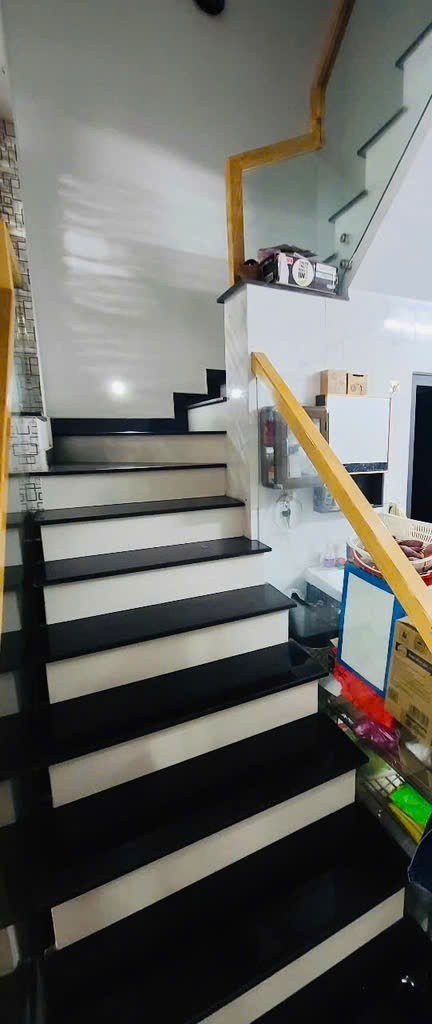 Bán nhà Bình Thành, Bình Hưng Hòa B, Bình Tân, 4 Tầng, giá tốt chỉ với 5,7 tỷ, 50m2
