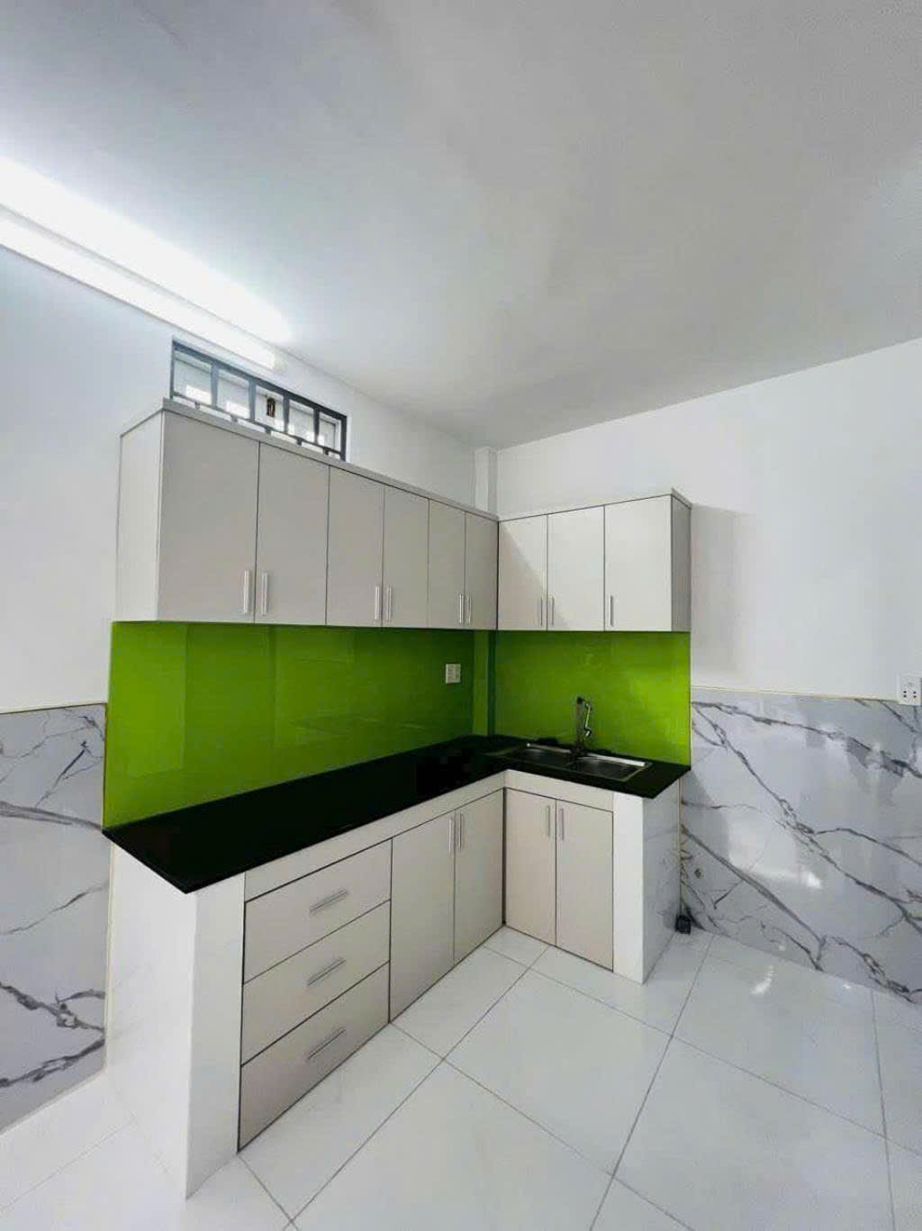 Bán Nhà Hẻm Hương Lộ 3, 30m2, 2 Tầng, Giá Nhỉnh 3 Tỷ, Phường Bình Hưng Hòa, Bình Tân.