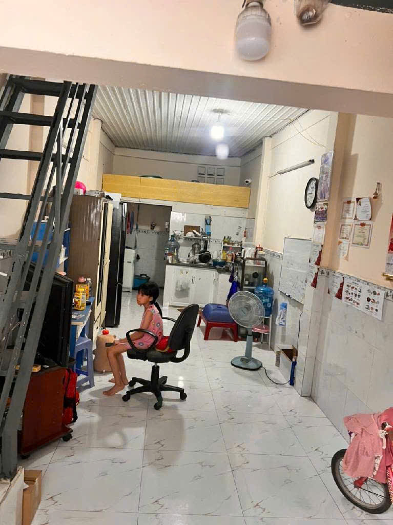 Bán Nhà Liên Khu 4-5, Bình Hưng Hòa B, Bình Tân, 30 m2, Giá Nhỉnh 2 Tỷ