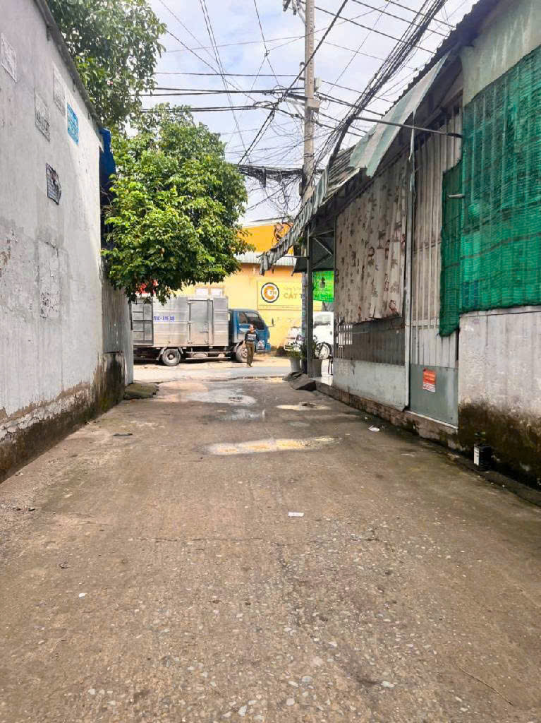 Bán Nhà Liên Khu 4-5, Bình Hưng Hòa B, Bình Tân, 30 m2, Giá Nhỉnh 2 Tỷ