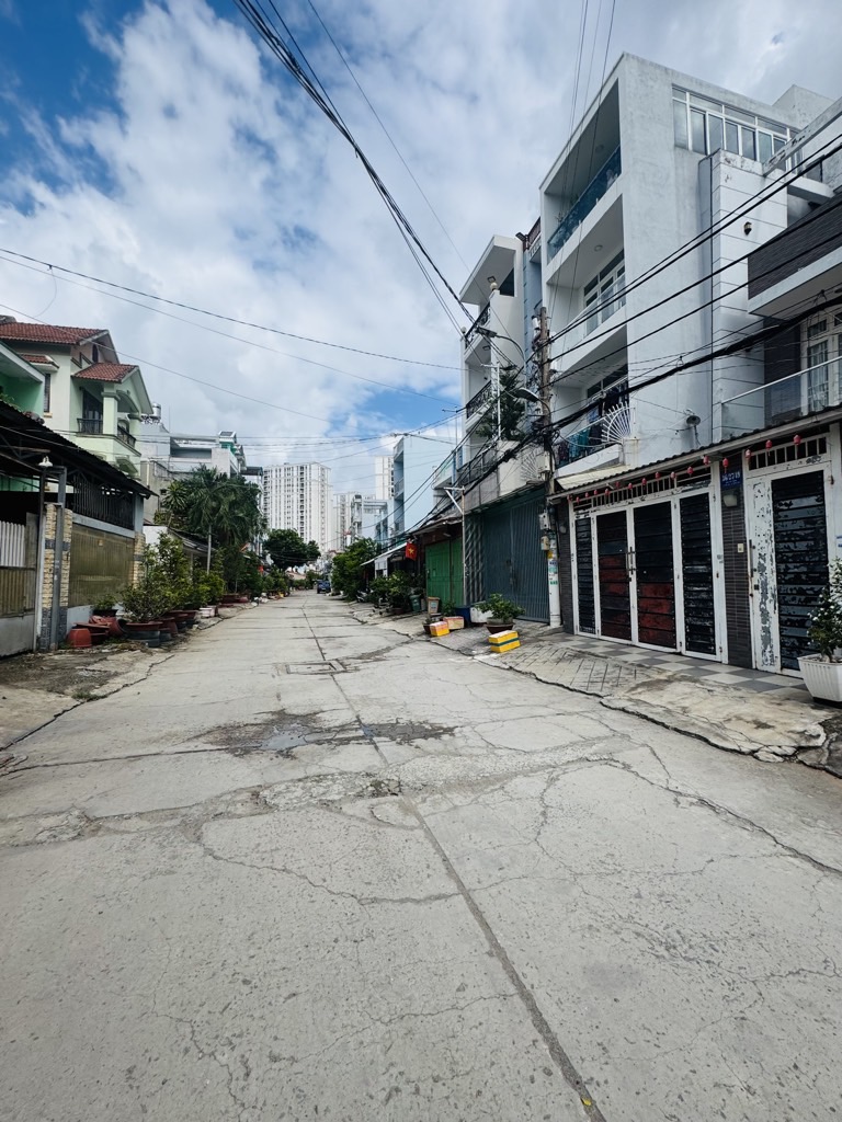 Nhà 2/ Bùi Tư Toàn, Bình Tân, TP.HCM. DT: 86m2, 4*23, 2 tầng, 2 PN. Giá 7,15 tỷ thương lượng