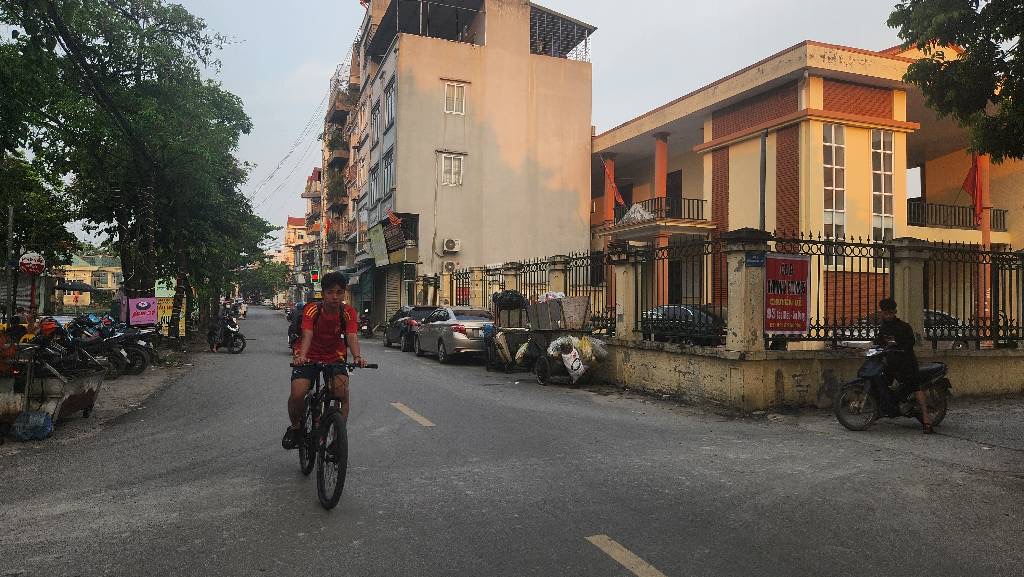 Bán đất giá rẻ Thanh Oai - sẵn nhà 5Tầng vào ở luôb